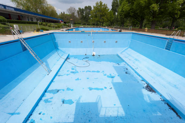 Best 24/7 water damage repair  in Watertown, FL